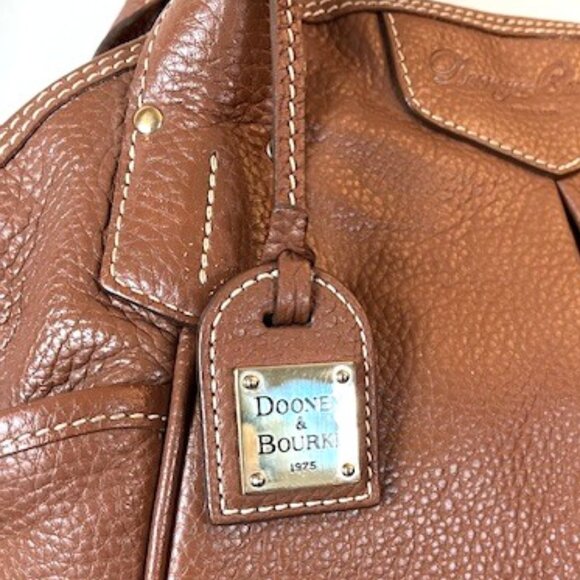 Odine Shoulder Bag Saddle Tan - Picture 3 of 15